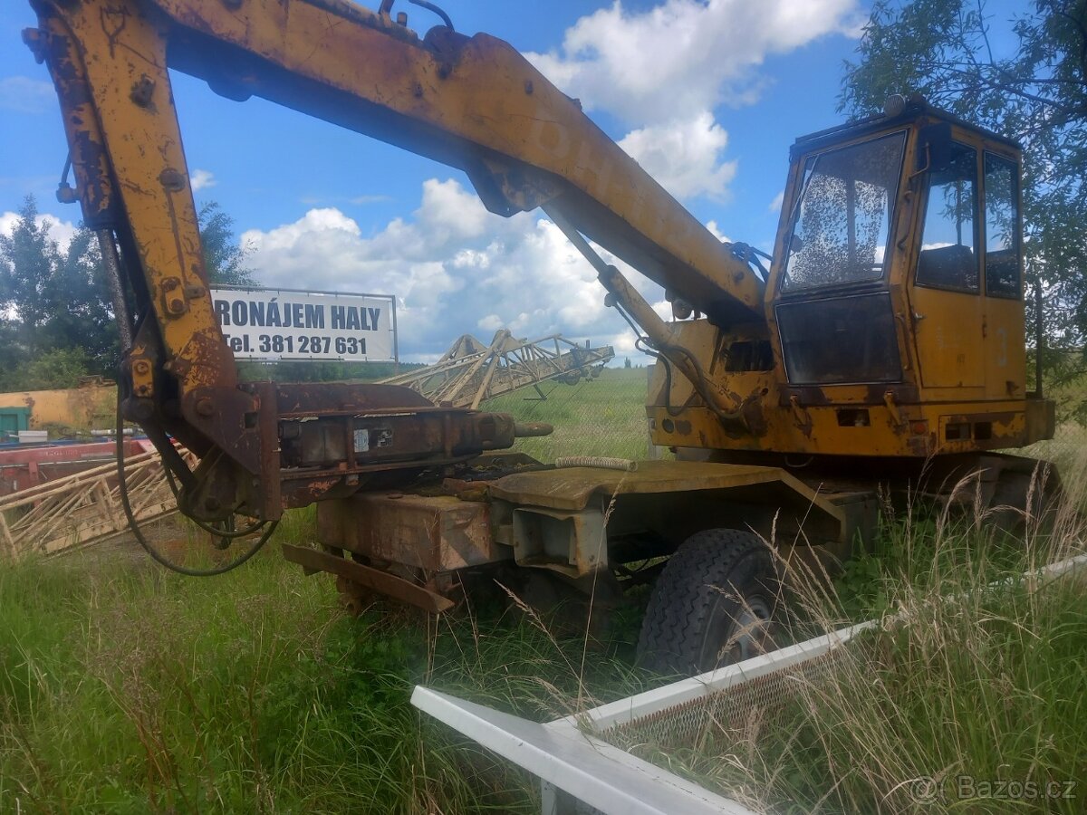 nakladač DH 112