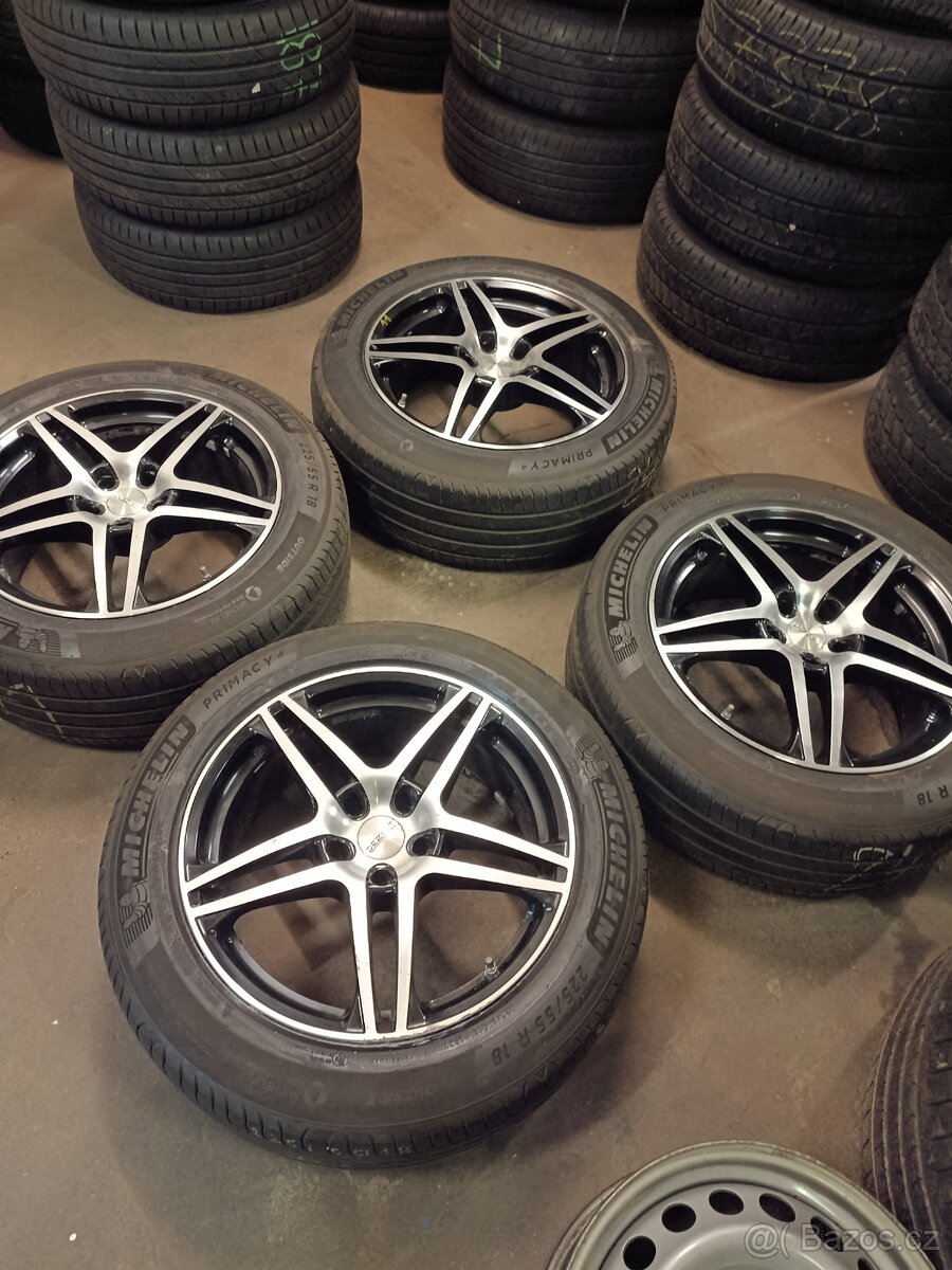Mitsubishi, Hyundai, Renault