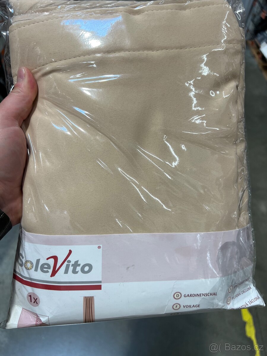 NOVÉ Zatemňovací závěsy, 4ks, pc 2.600,-
