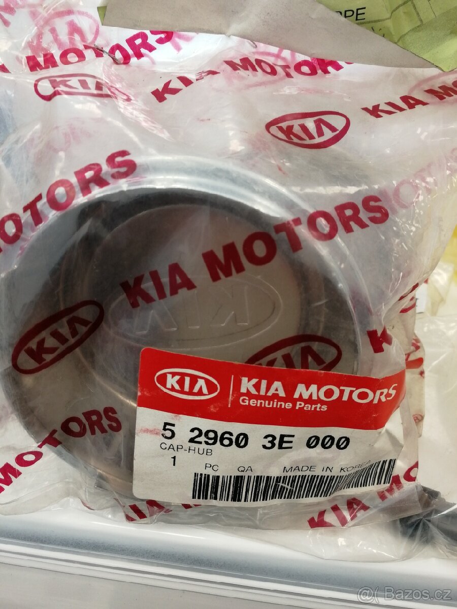 Kryt kola KIA