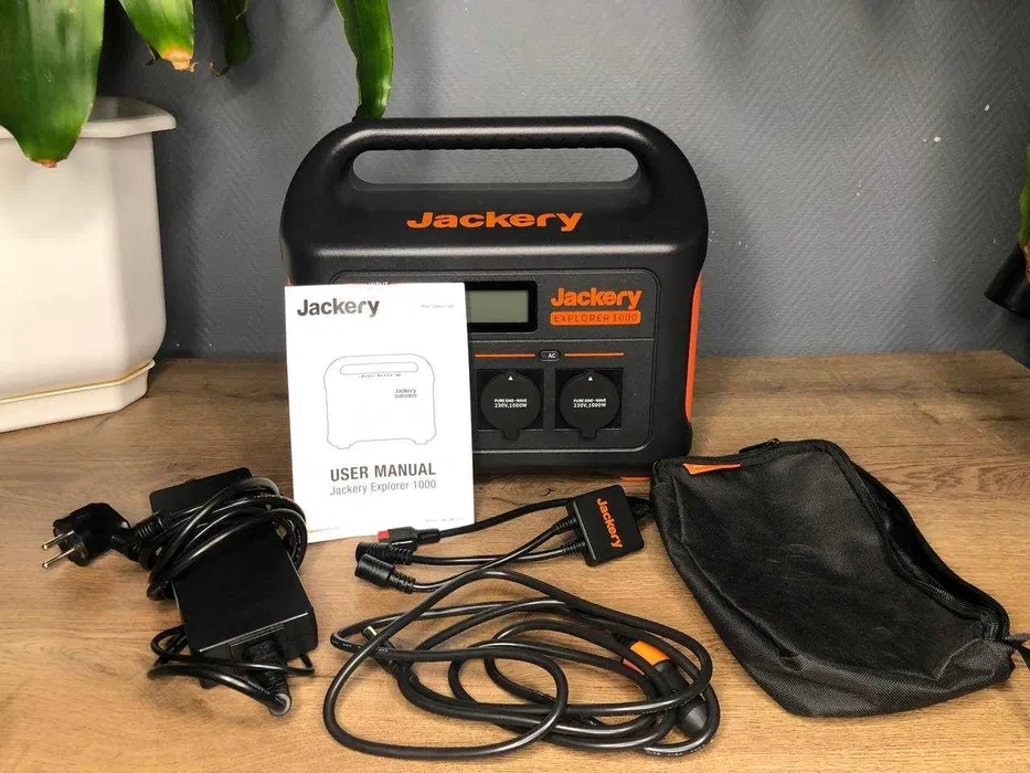 Prodám přenosnou elektrárnu Jackery Explorer 1000 EU.