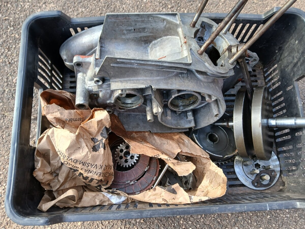 Prodám motor jawa250 panelka