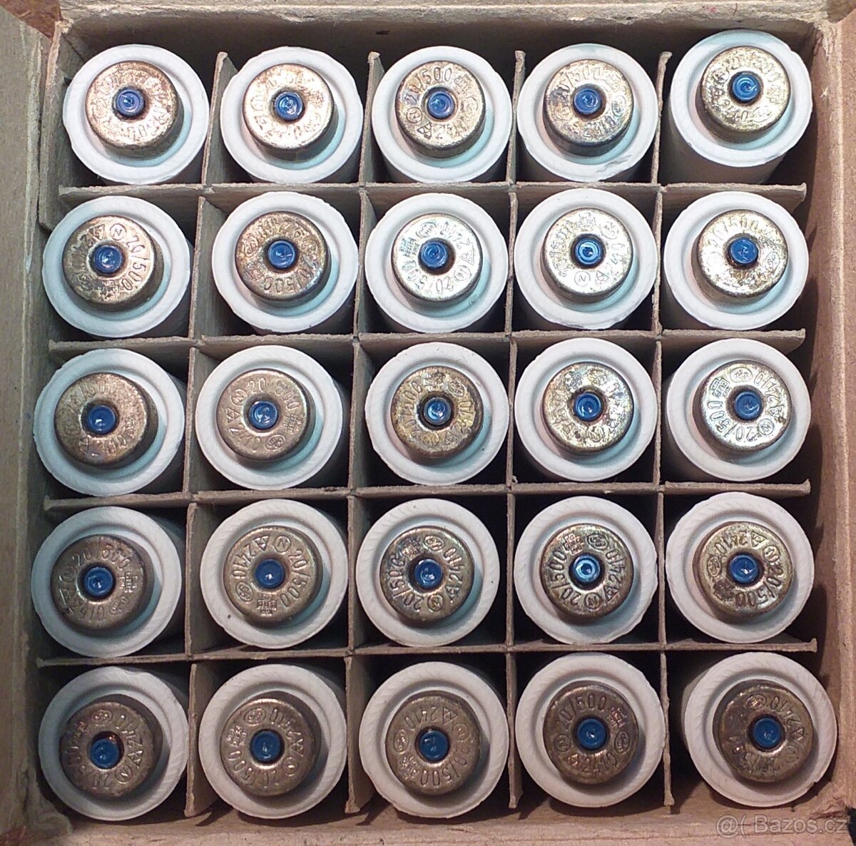 Porcelánová pojistka 20 A - modrý terčík