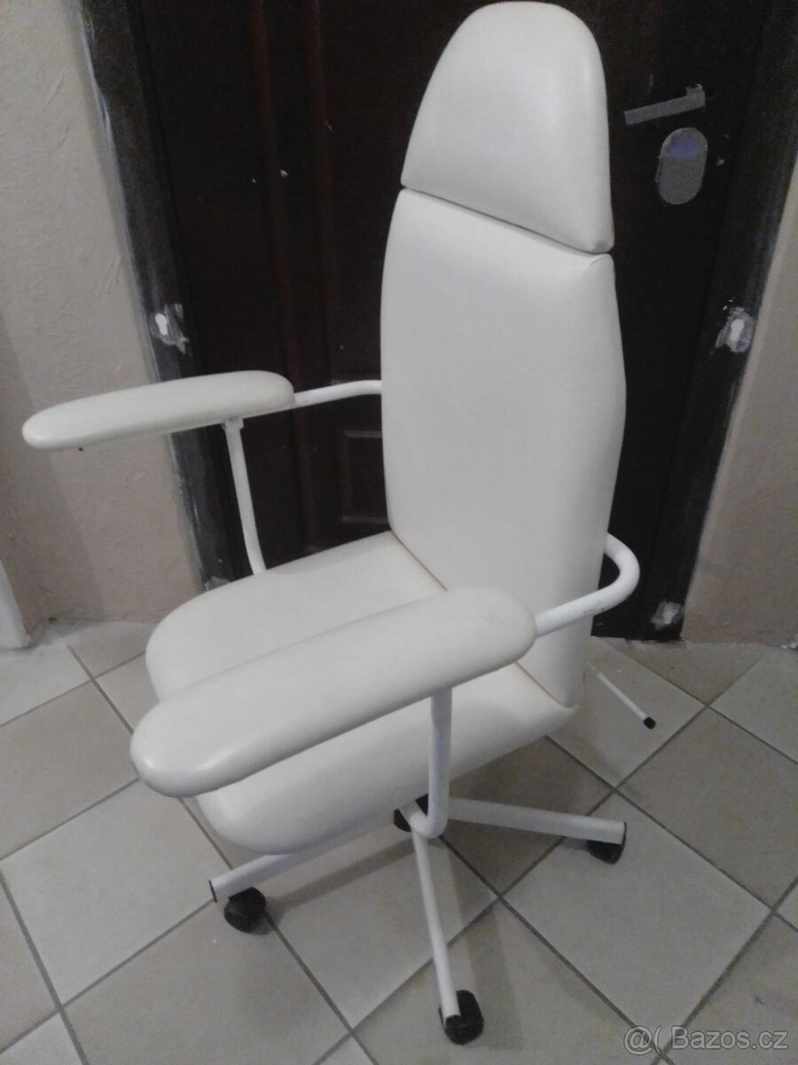 Zdravotnické křeslo