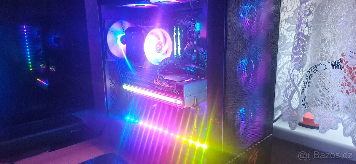 Herní PC  Sapphire Radeon RX 7900 XTX NITRO+ Vapor-X 24GB GD