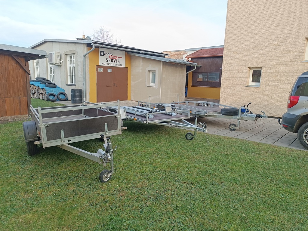 Přeprava strojů, čtyřkolek, motocyklů, ČR.