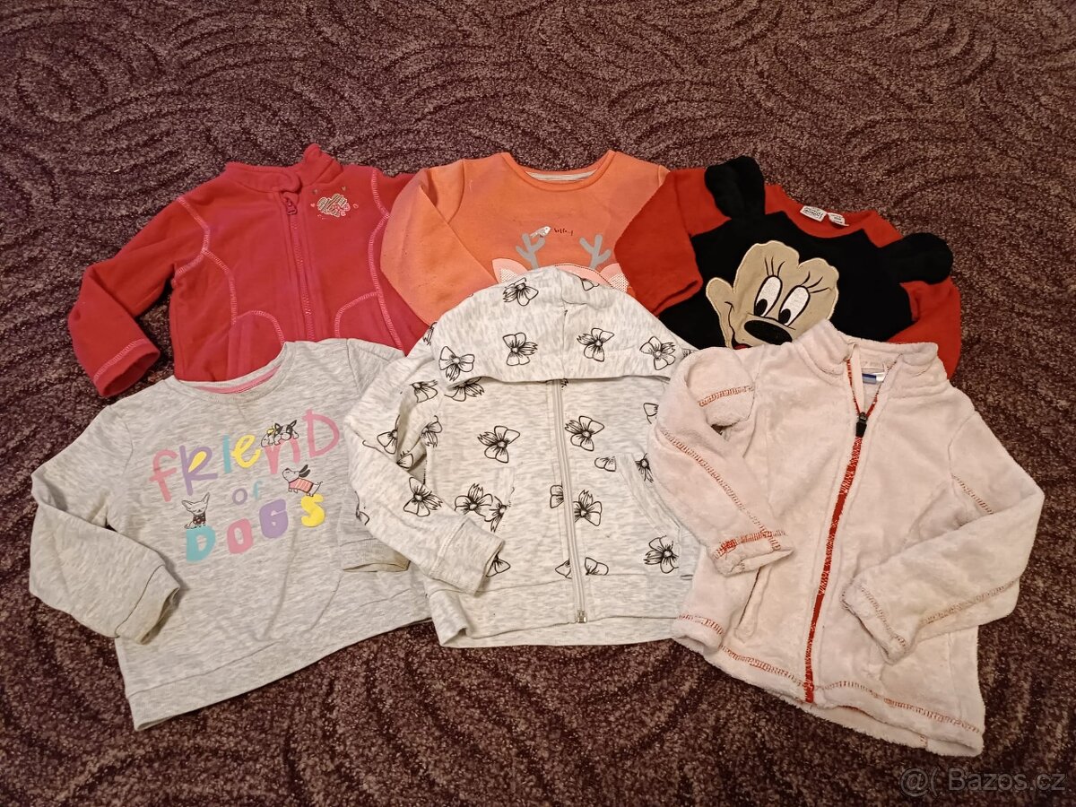 Dívčí trička, mikuny vel. 2-3roky