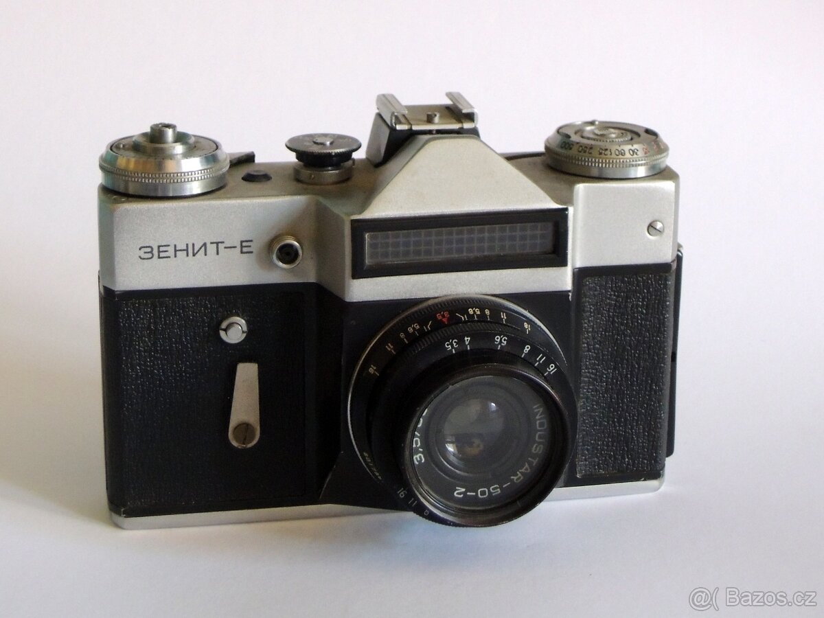 ZENIT E s příslušenstvím a doplňky