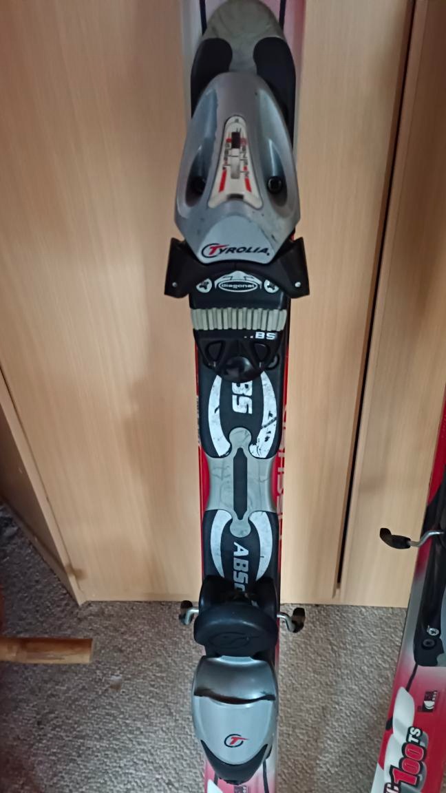 Staré lyže Fischer