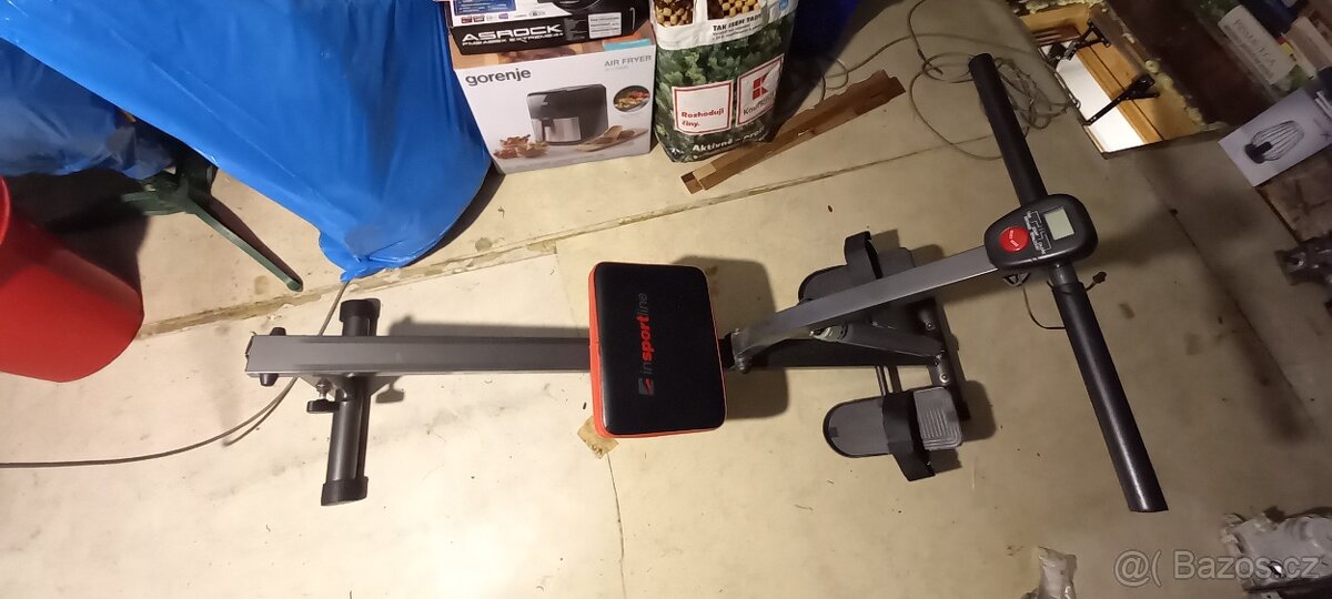 Veslovací trenažér