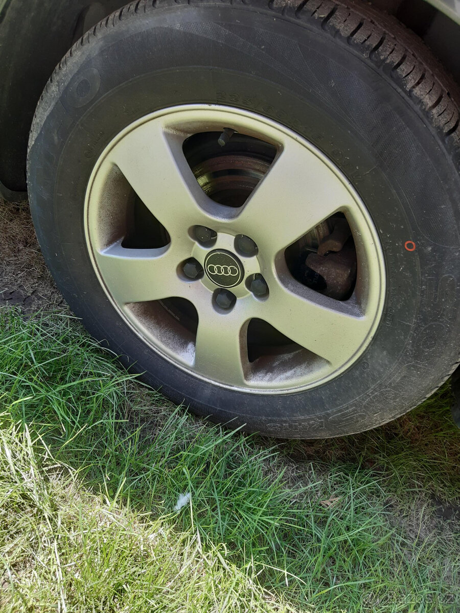 alu kola 16 + letní pneu 225/60 r16, vzorek 5-6mm