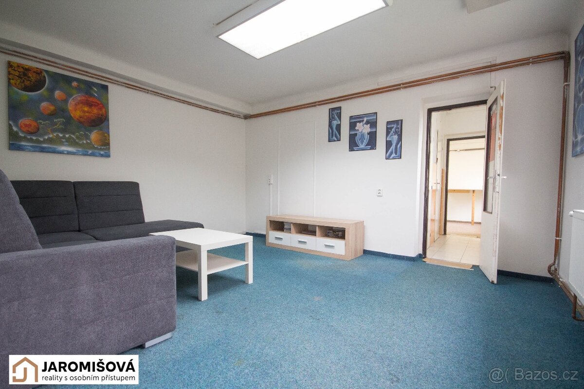 Pronájem kancelářských nebo skladových prostor 83 m2, Praha