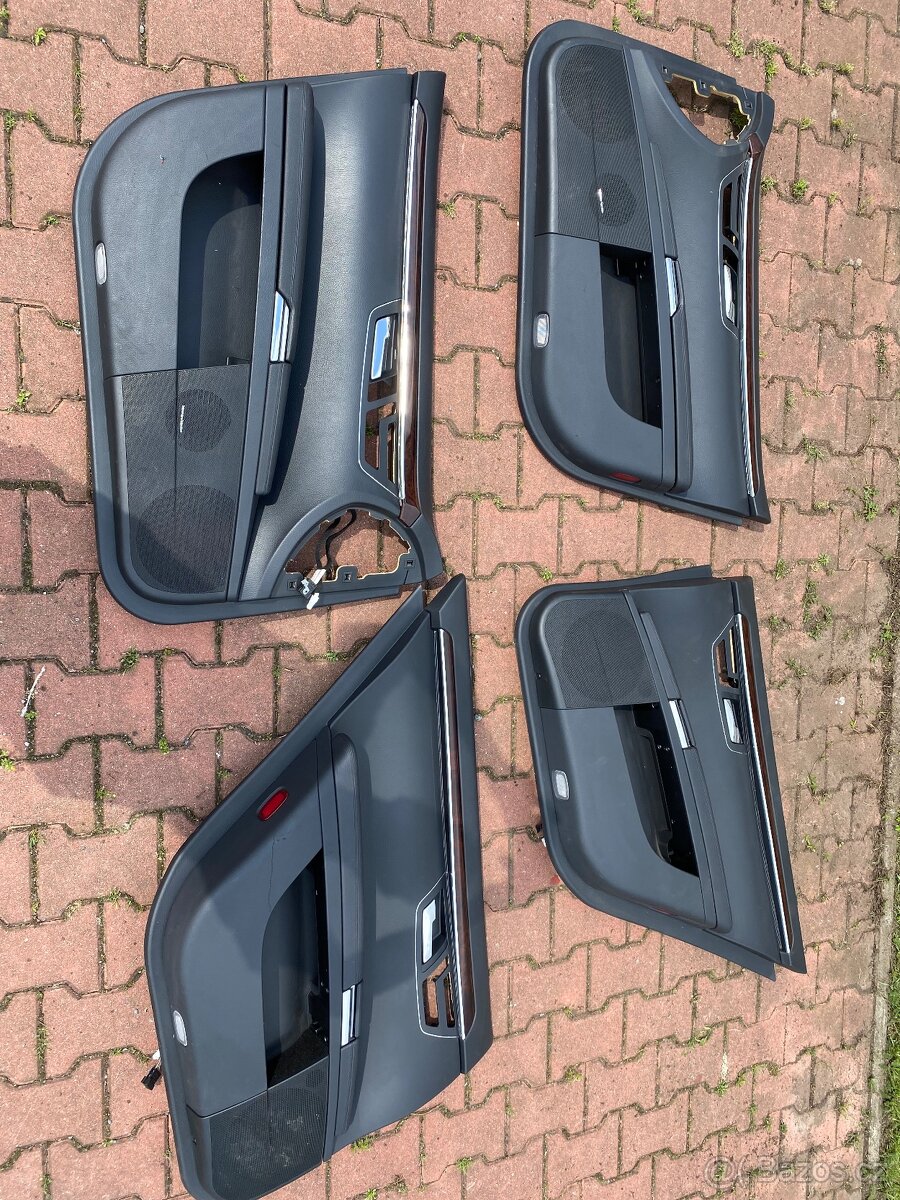 Díly na Mercedes S w221