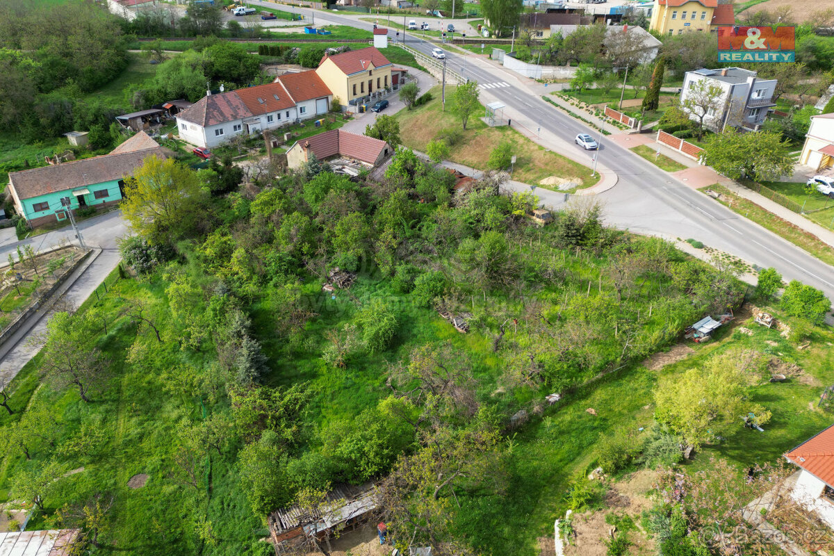Prodej pozemku k bydlení, 2322 m², Dyje