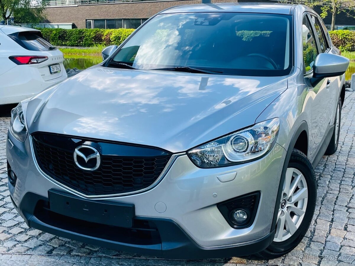 Mazda CX-5 2.0i 4x4 AUT NAVI SENZORY VÝHŘEV SERVISKA MAZDA