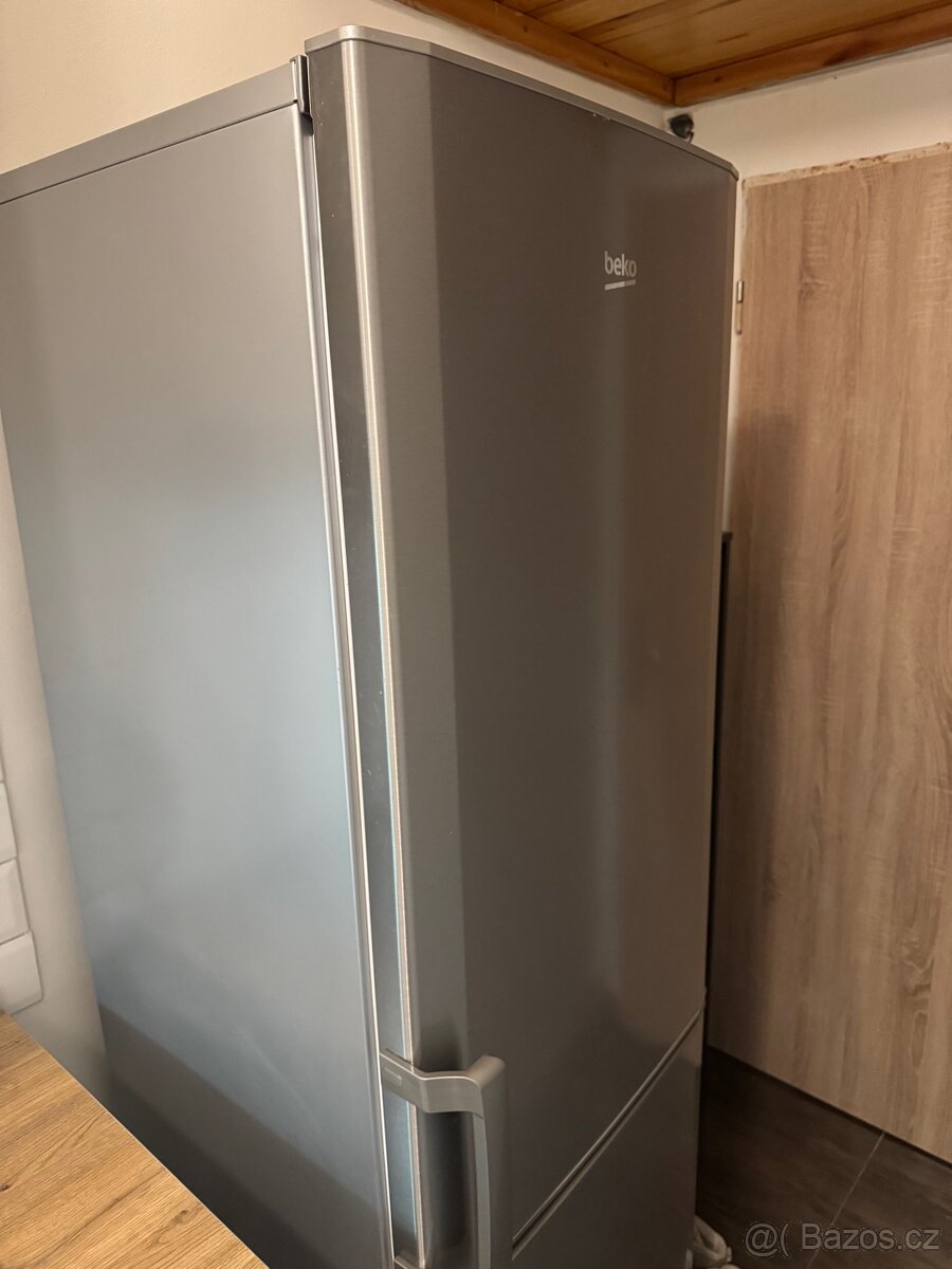 Lednice Beko CS 234030 X