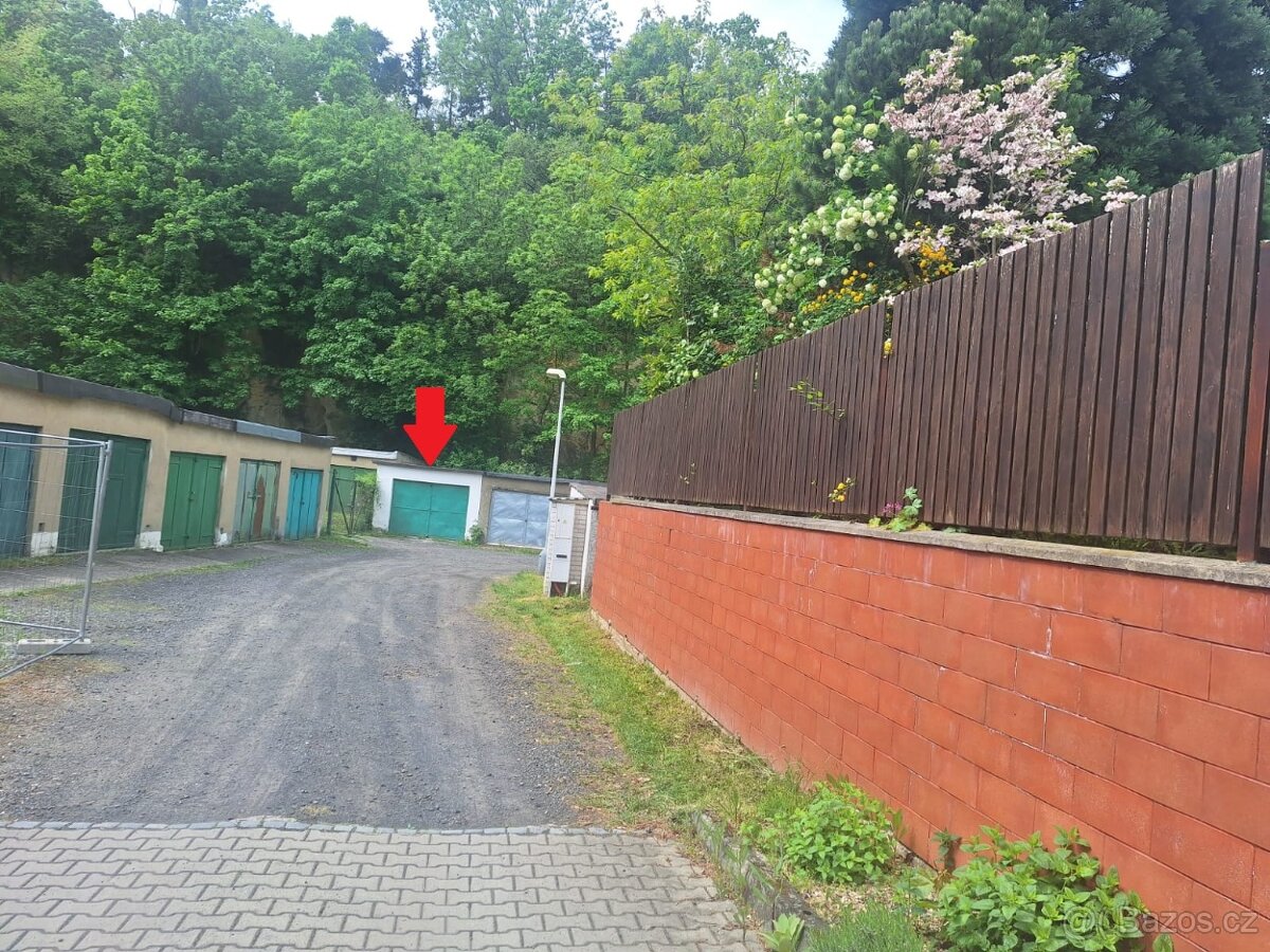 perfektní garáž Praha 6 Veleslavín 500 m od metra