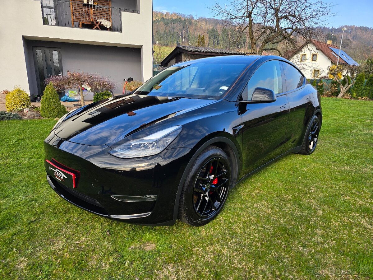 Tesla Performance + tažné + 1 majitel CZ + Odhlučnění + Soft