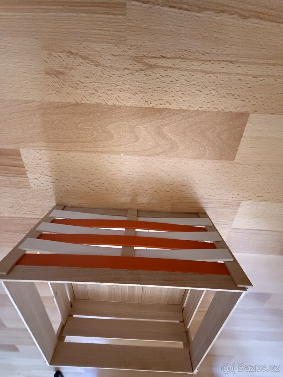 Daruji zbytky materiálu k ruční tvorbě