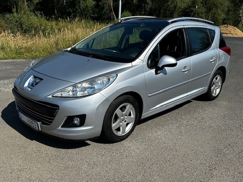 Peugeot 207 SW 1.4i, r.2009, 1.maj., serviska, STK