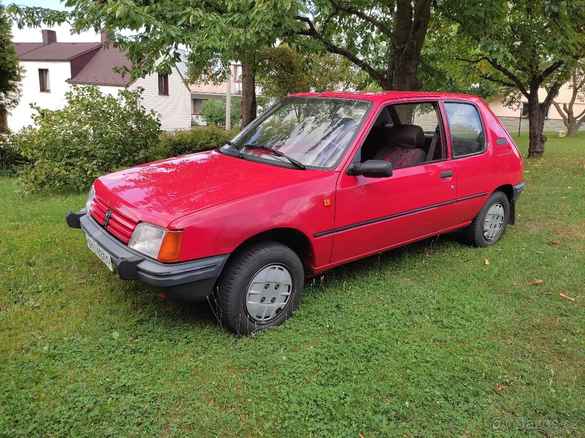 Peugeot 205