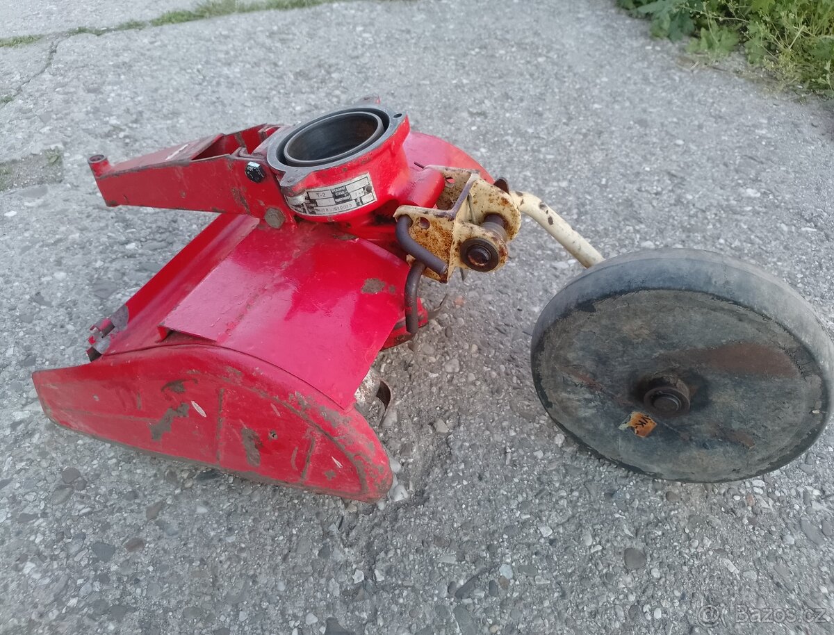 Vari rotační, kypřící plečka, okopávačka