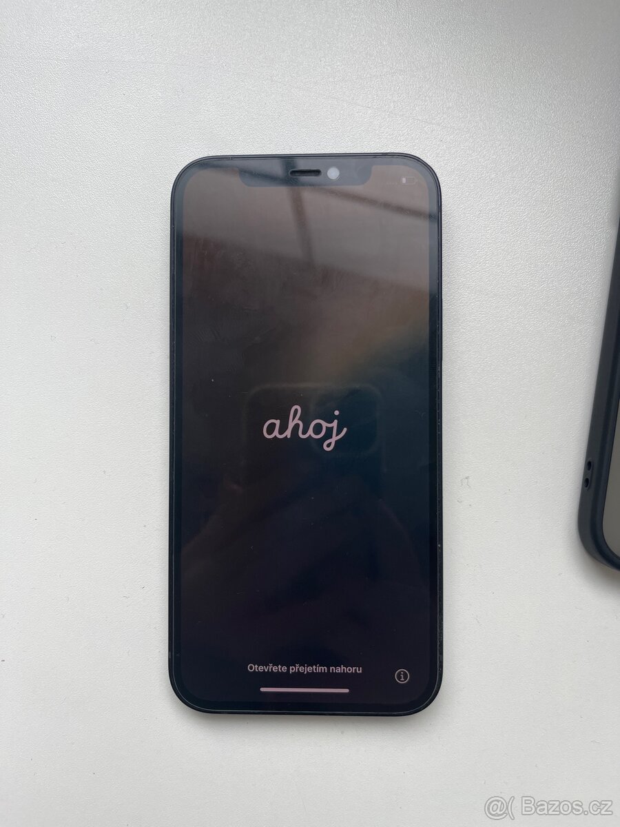 iPhone 12 černý 128gb