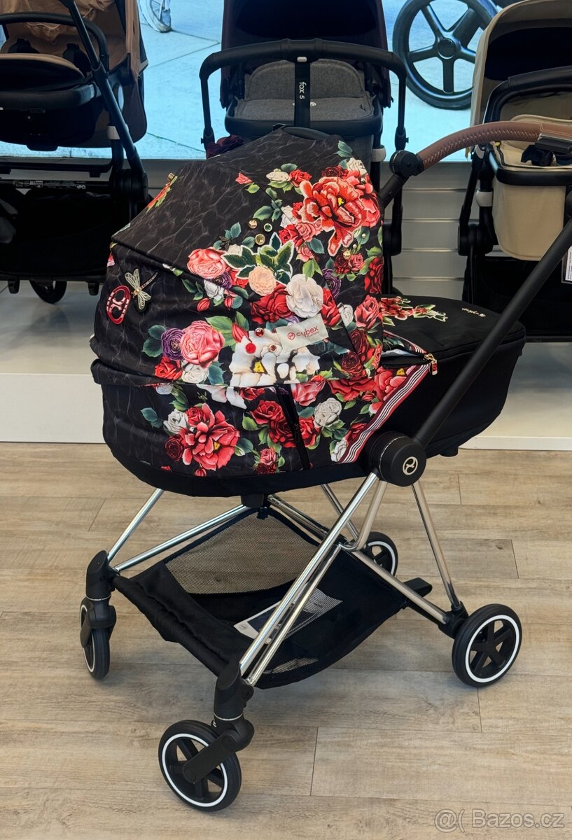 Cybex Mios korbička i sporotvní sezení
