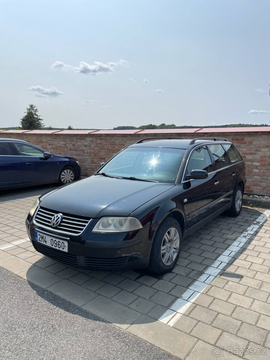Volkswagen Passat 1.9 TDI 96kW – funkční klima, BT rádio, ST