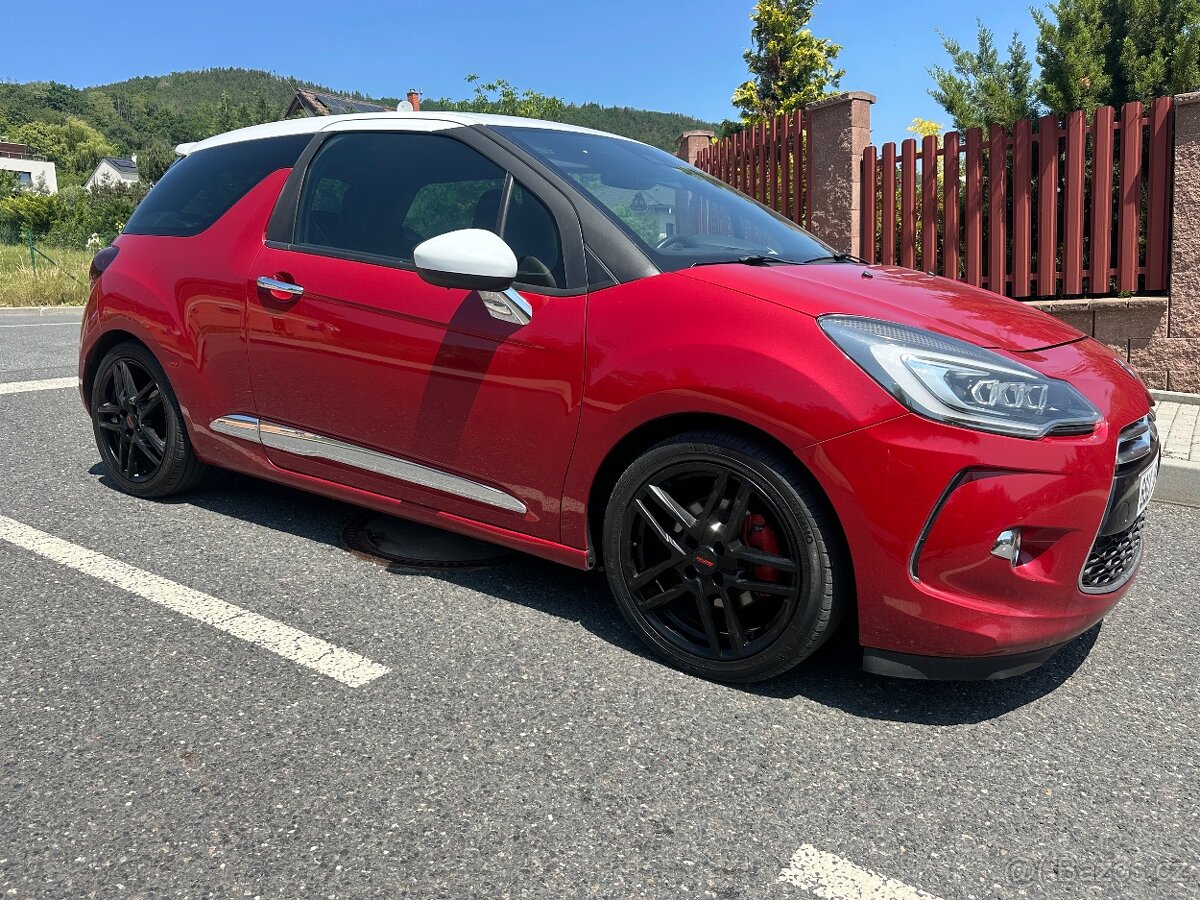 Citroën DS3 facelift,1.6turbo 160PS, 6kvalt,park.kamera 2015