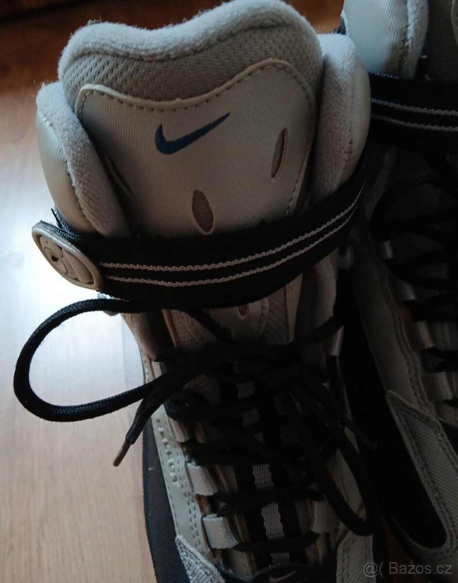 Kolečkové brusle - inline - nike