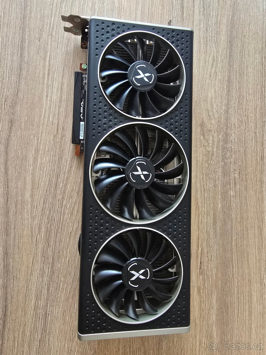 XFX Speedster QICK 319 AMD Radeon RX 6700 XT Black 12GB GDDR
