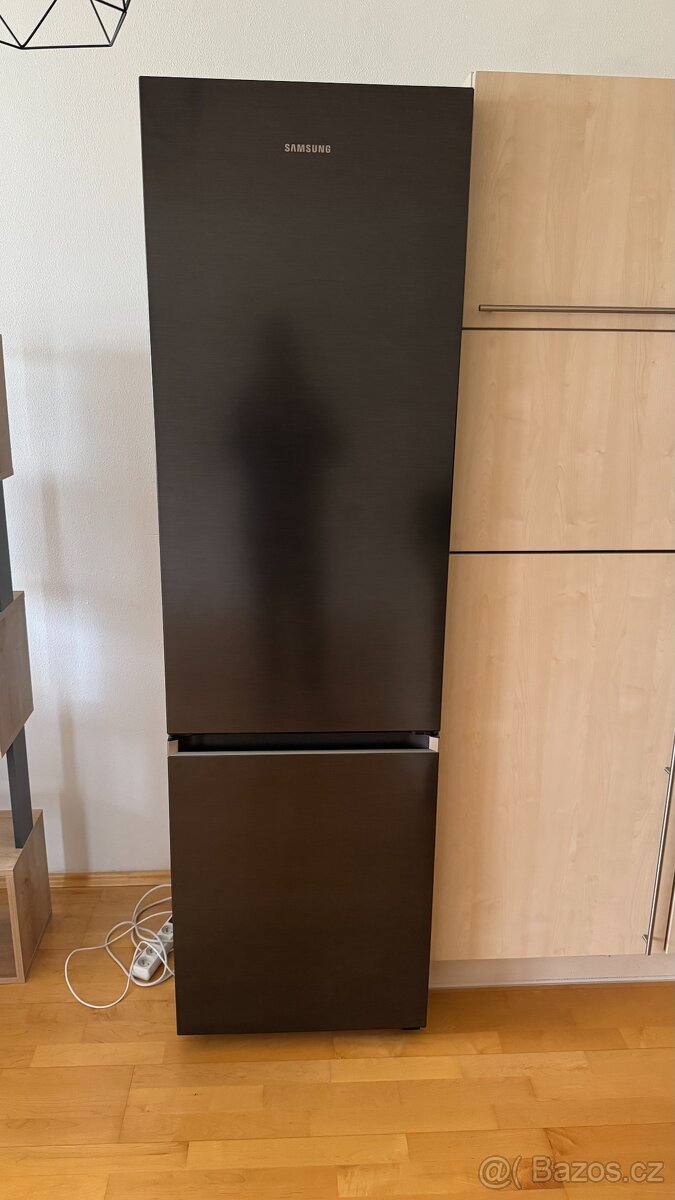 Lednička s mrazničkou SAMSUNG 38T600DB1