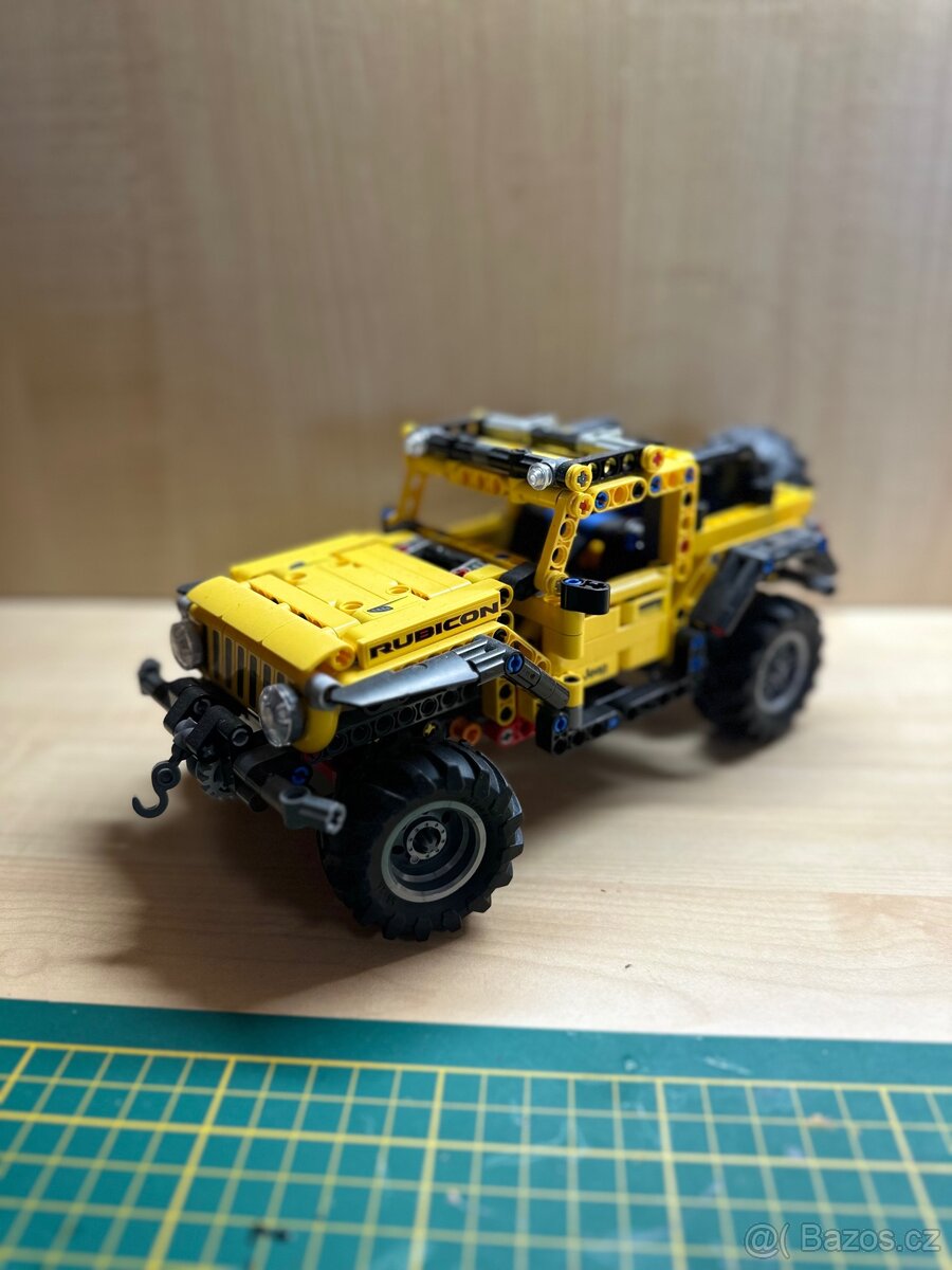 Lego Jeep