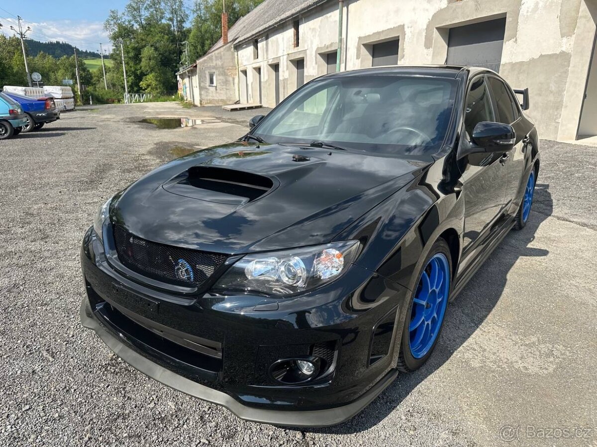 Subaru Impreza 2.5 WRX STI sedan