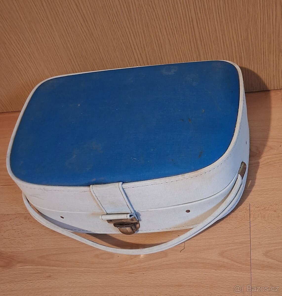 Kufříkový gramofon Supraphon