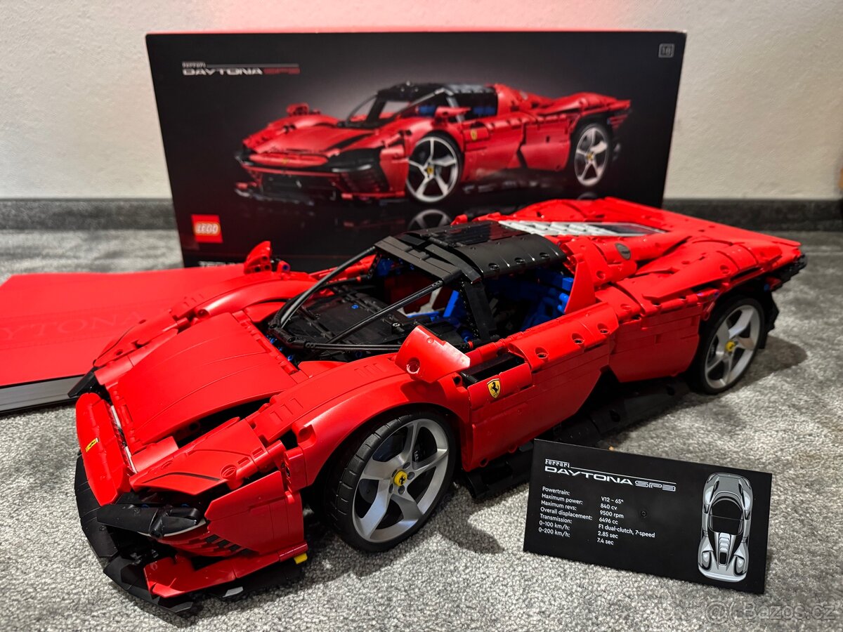 LEGO Technic: Ferrari Daytona SP3 42143