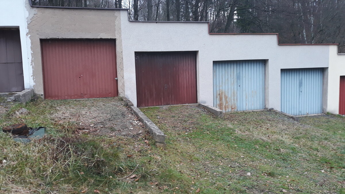 Prodej garáže 20 m² Za Kapličkou, Náchod
