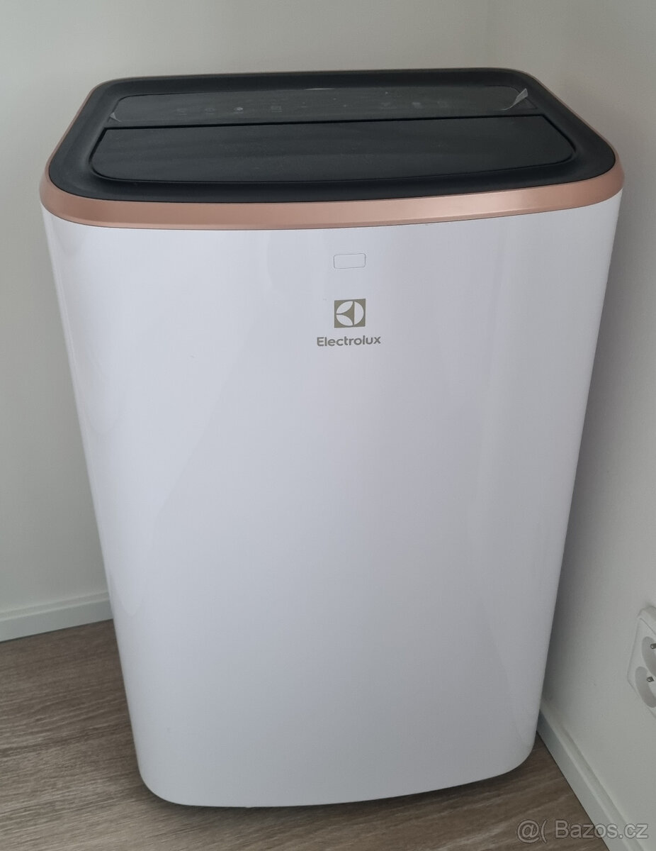 Mobilní klimatizace Electrolux EXP26U758CW