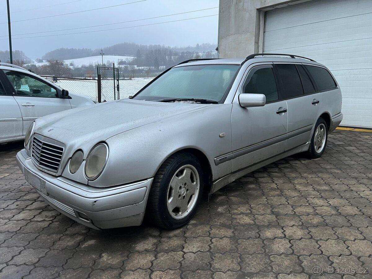 Mercedes Benz W210 250td om605