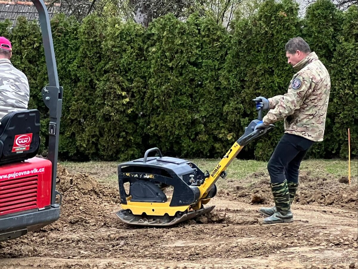 Vibrační deska Bomag BPR 35/60 – po servisu