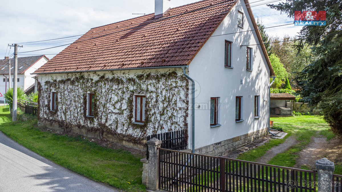 Prodej rodinného domu, 250 m², Blíževedly - Litice