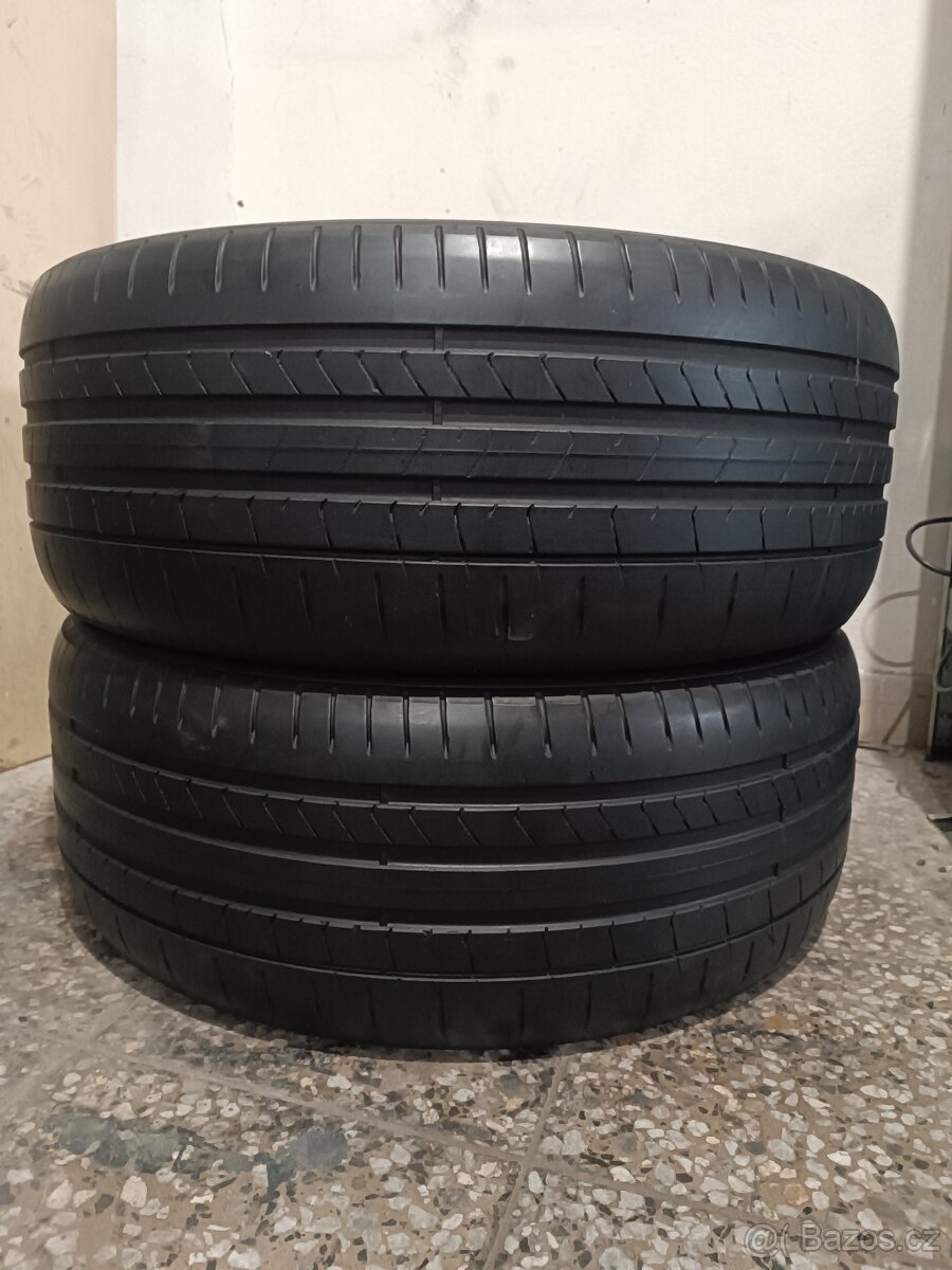 Letní pneu 255/40/21 Pirelli P Zero