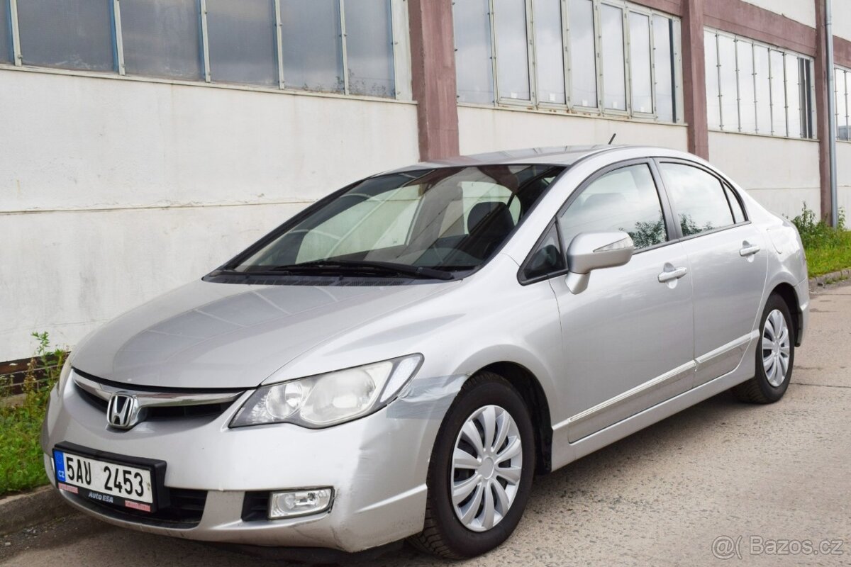 Honda Civic 1,3 IMA Hybrid MX/2006/ČTĚTE/