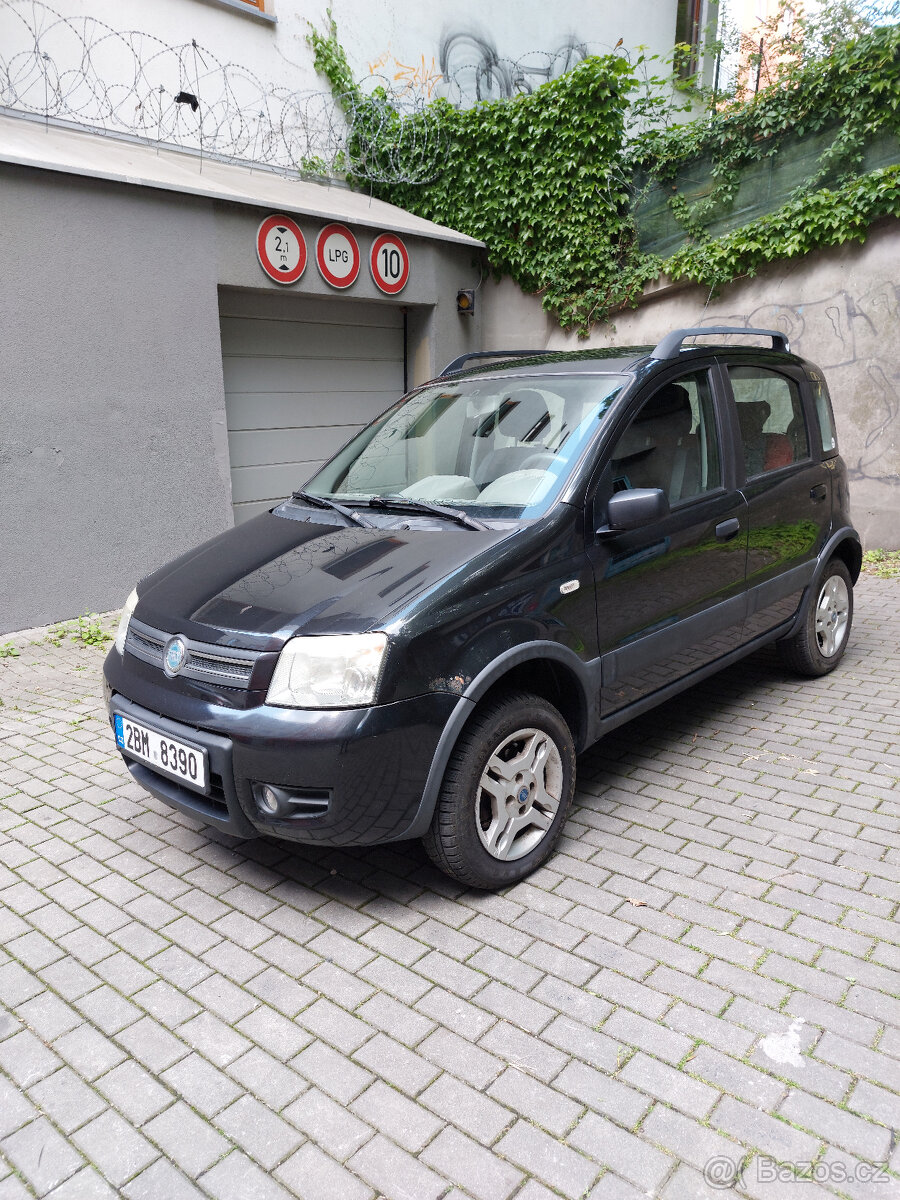 Fiat Panda 4Xx4 Climbing 1,2 r.v. 2004