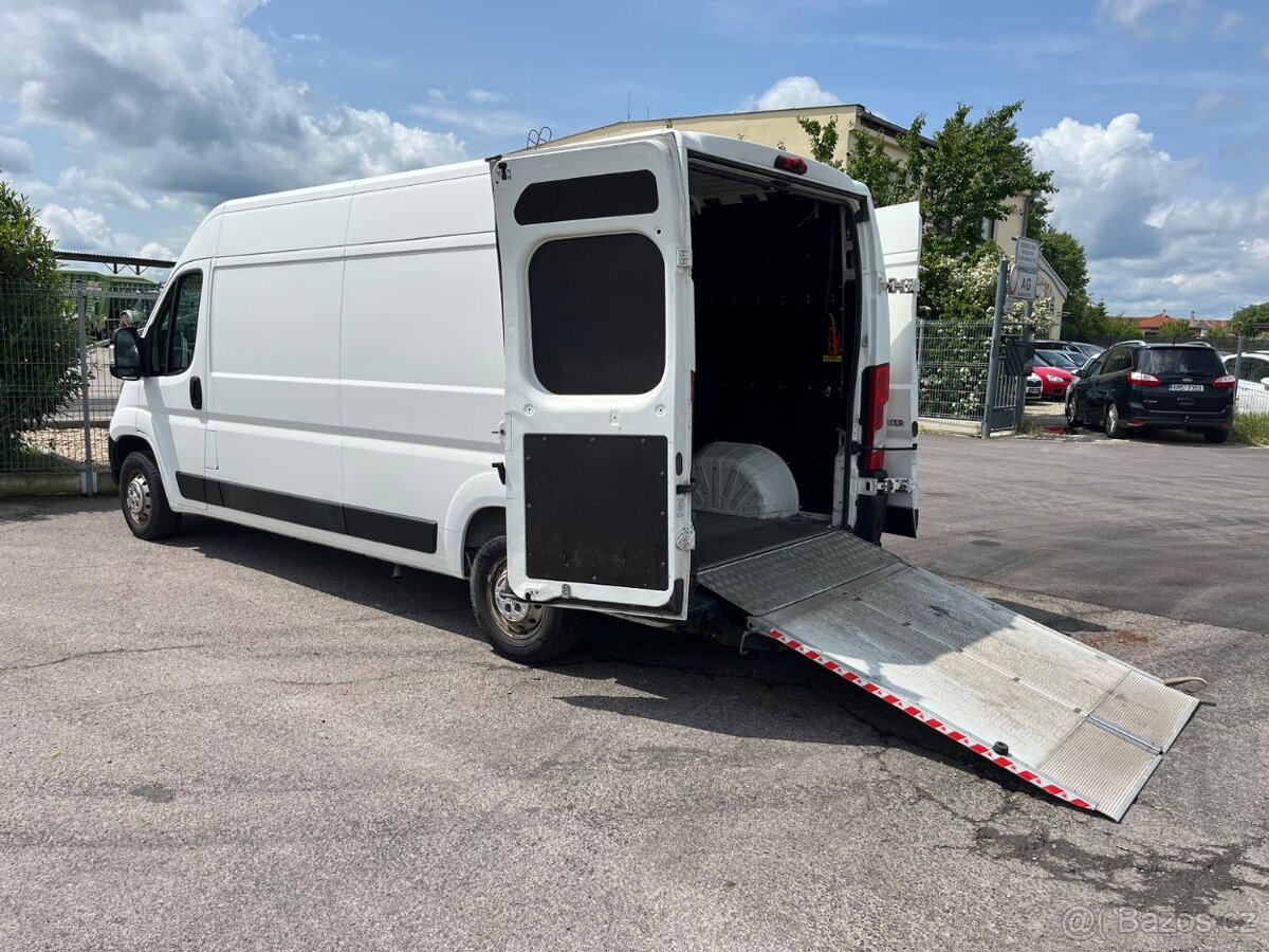 Peugeot Boxer 2,0 HDI L3H2 +nákladová rampa -DPH