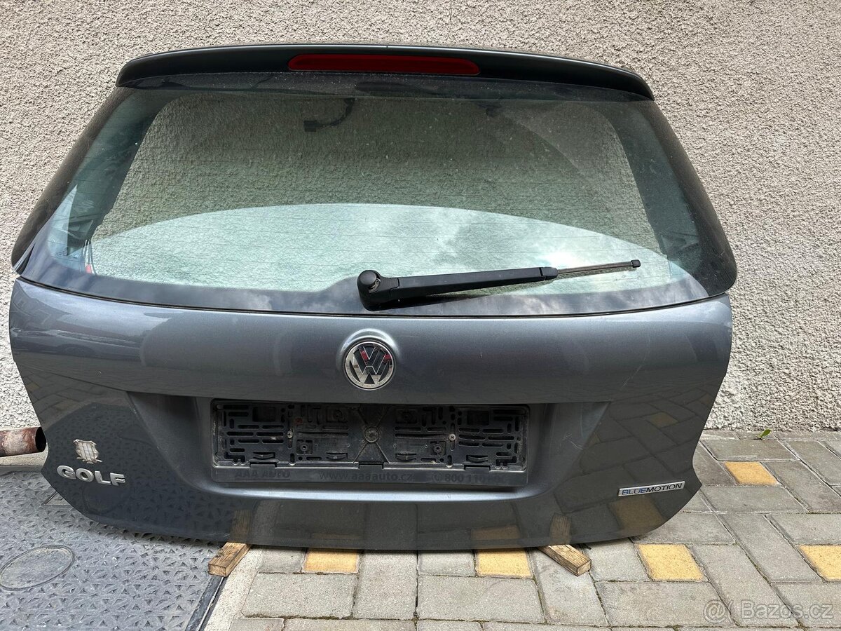 VW Golf Combi 5 víko kufru 5 dveře