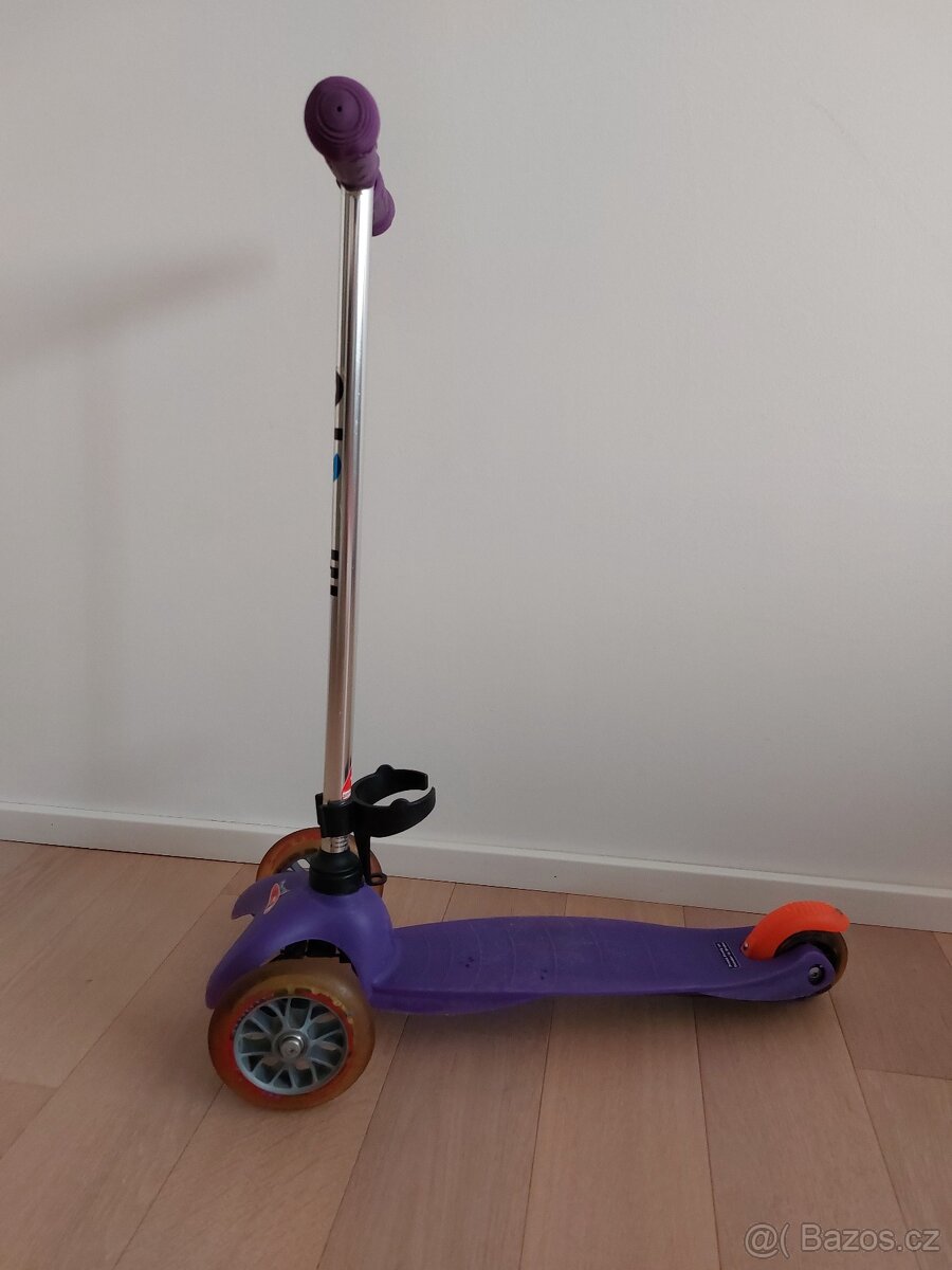 MICRO Mini koloběžka