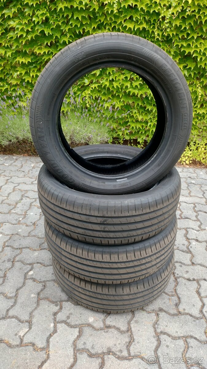 Goodyear EfficientGrip Performance 205/55 R17 91V