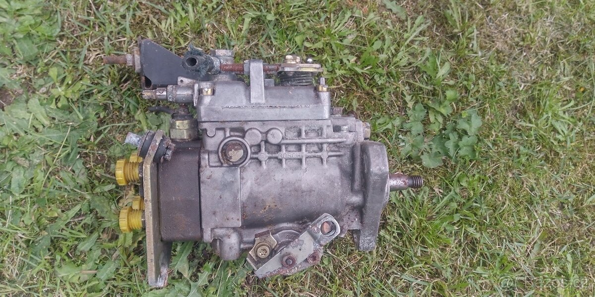 VW Passat B3/B4 naftové čerpadlo.